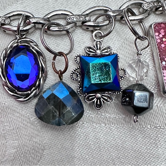 Handmade Charm Bracelet Repurposed Silver Tone Chain 4343 - Picture 2 of 12